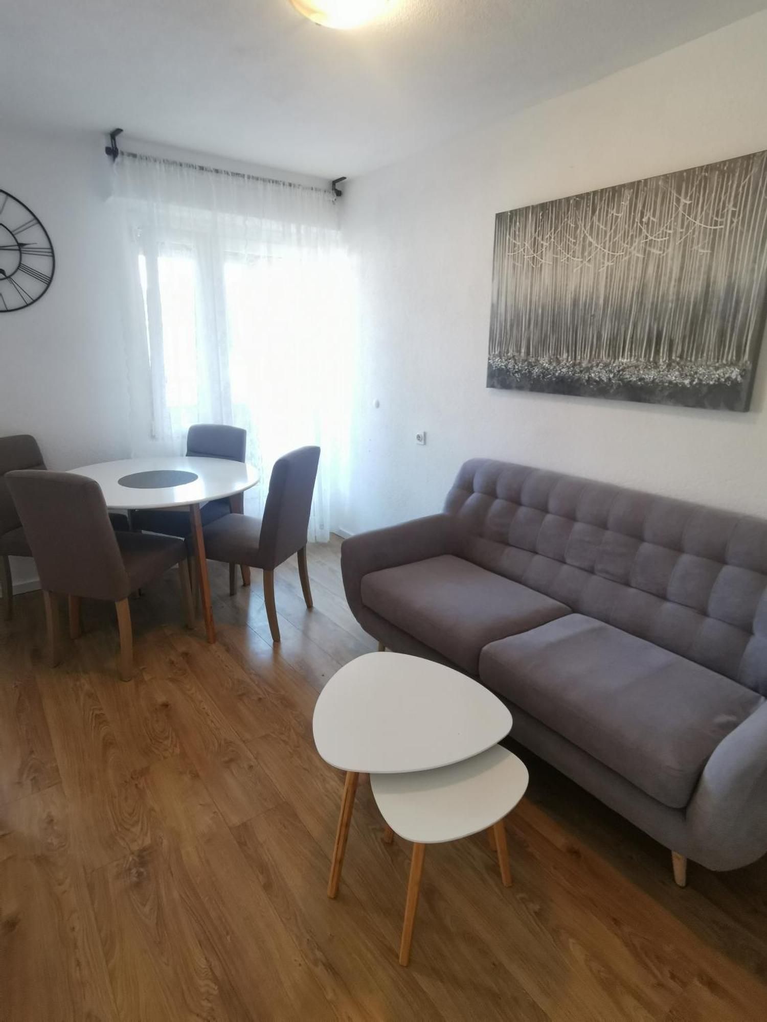Apartment Tonio - Right On The Main Square Gospic Ngoại thất bức ảnh